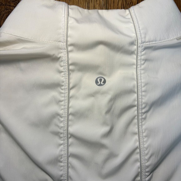 Lululemon Athletica White Full Zip Lightweight Jacket Womens 8 Thumbholes - Picture 8 of 15